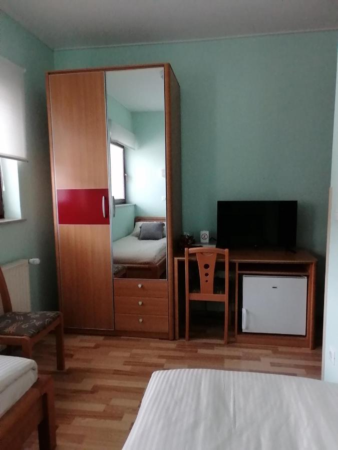 Apartment Modrina Kobarid Exterior foto